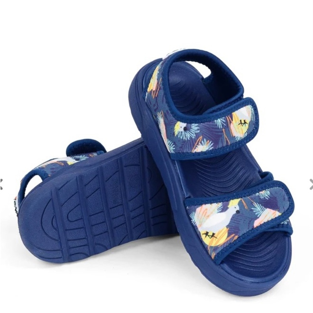 Minnow Roamii v2.0 Water Play Sandal - Wara  New in Box
